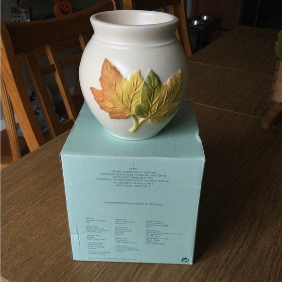 Partylite Harvest Aroma melts warmer - Picture 2 of 2